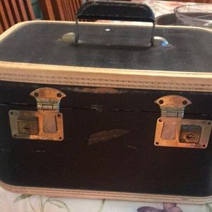 HORN Rice Stix St Louis Train Case Pennant One Vintage